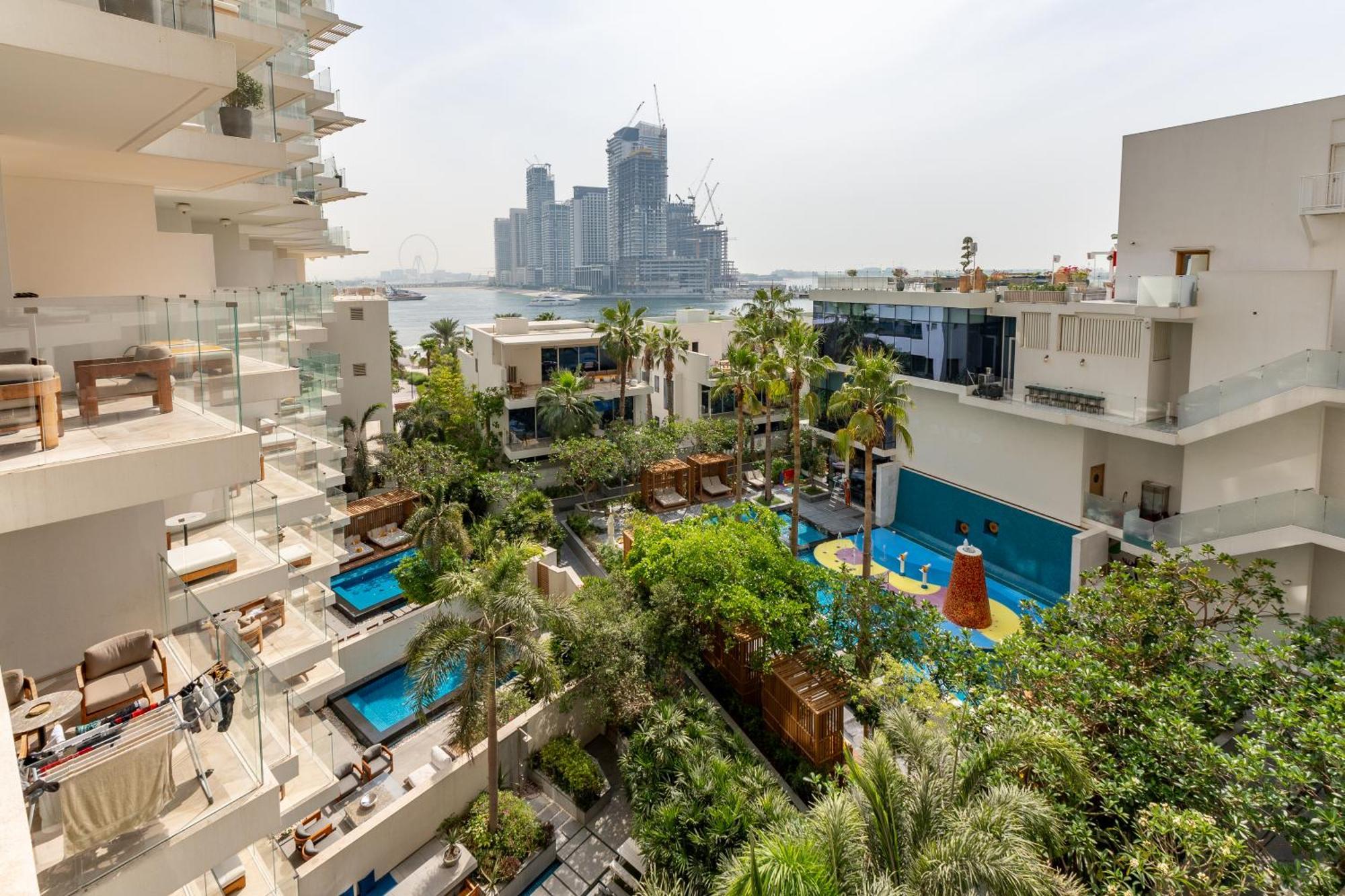 Five Palm Jumeirah Residences - Mint Stay Дубай Екстериор снимка