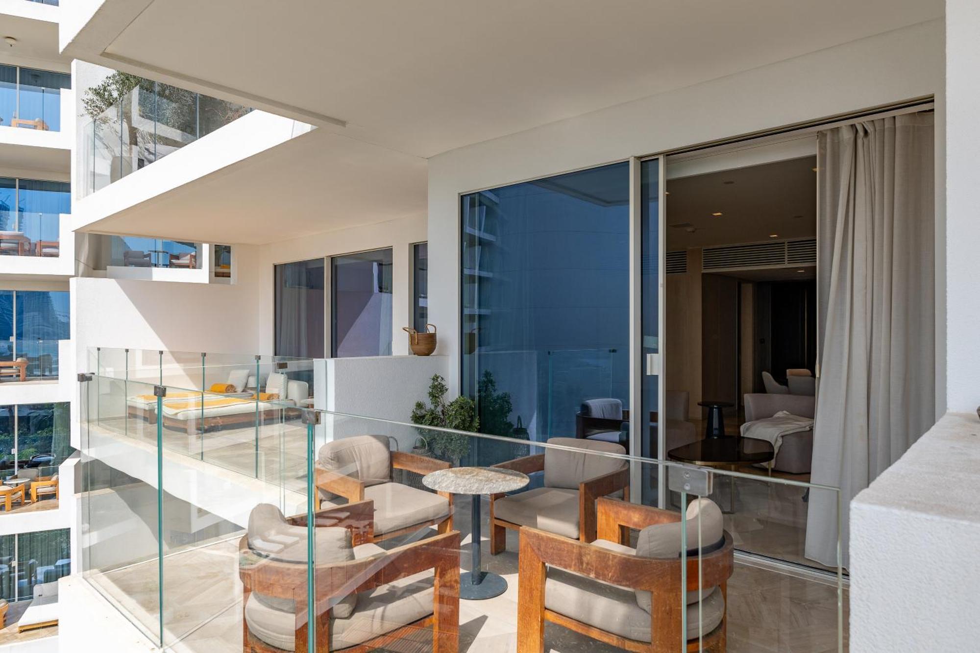 Five Palm Jumeirah Residences - Mint Stay Дубай Екстериор снимка