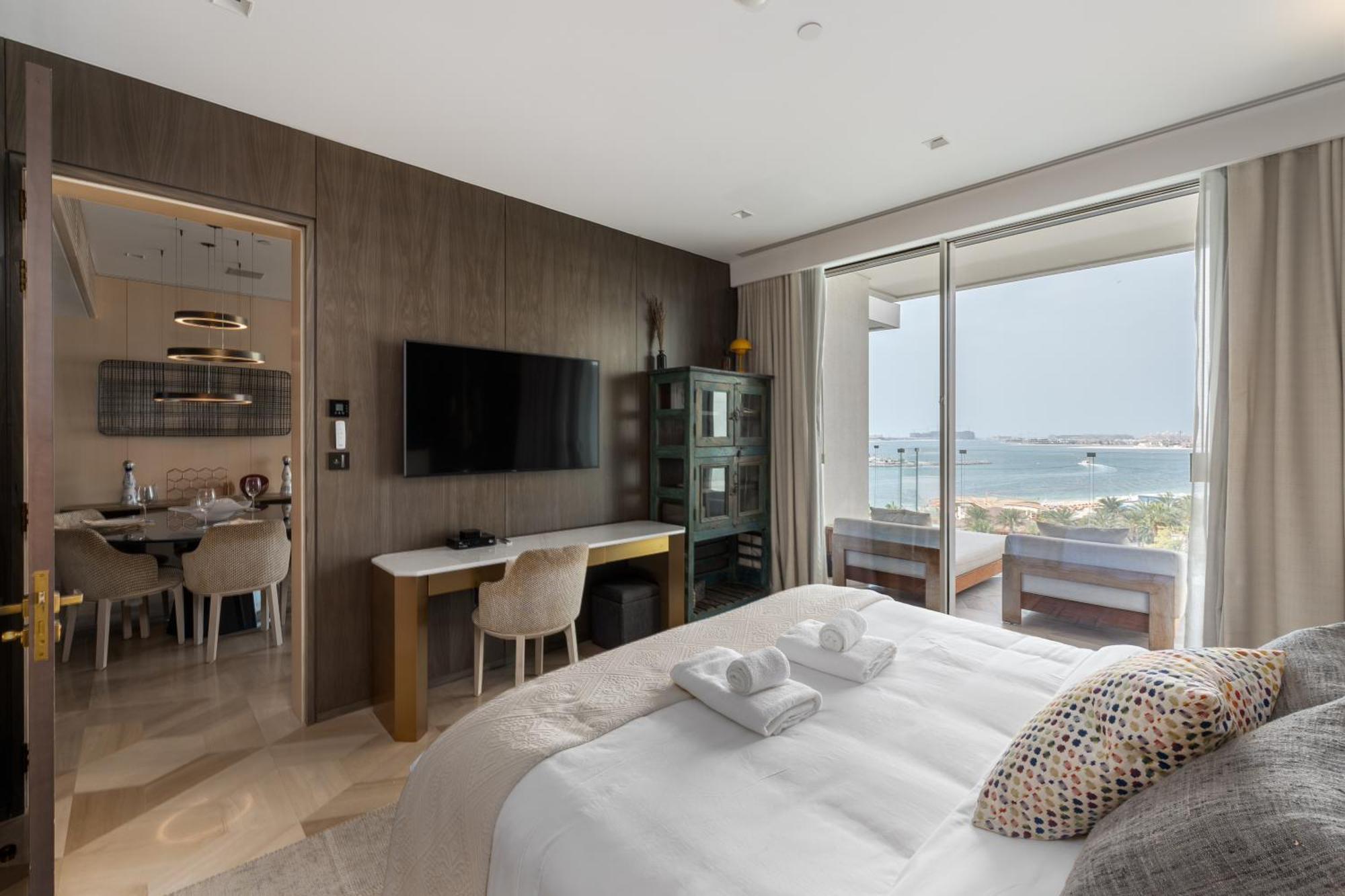 Five Palm Jumeirah Residences - Mint Stay Дубай Екстериор снимка
