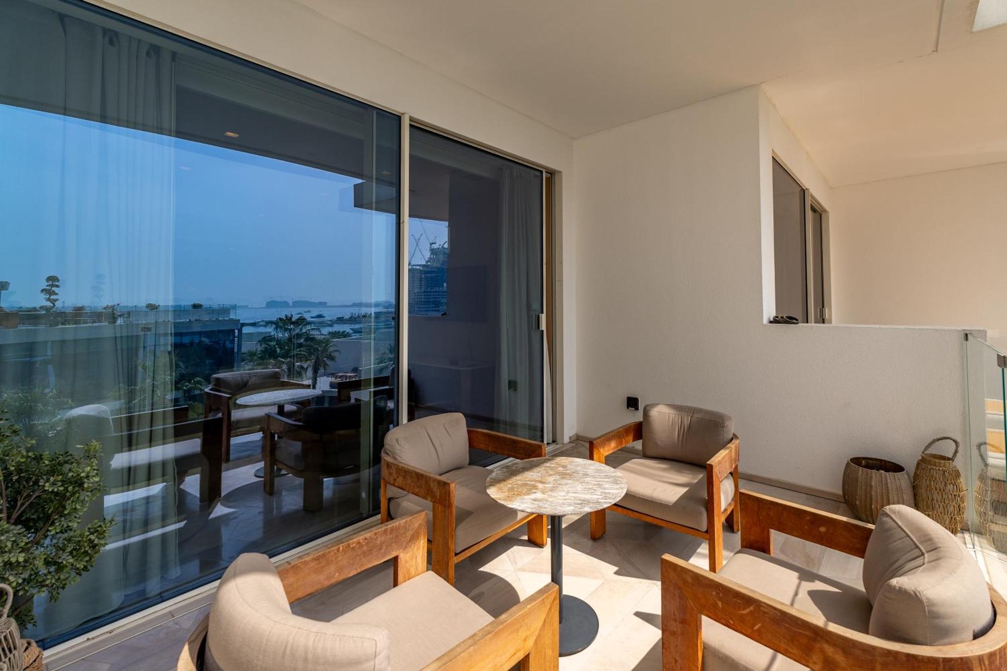 Five Palm Jumeirah Residences - Mint Stay Дубай Екстериор снимка