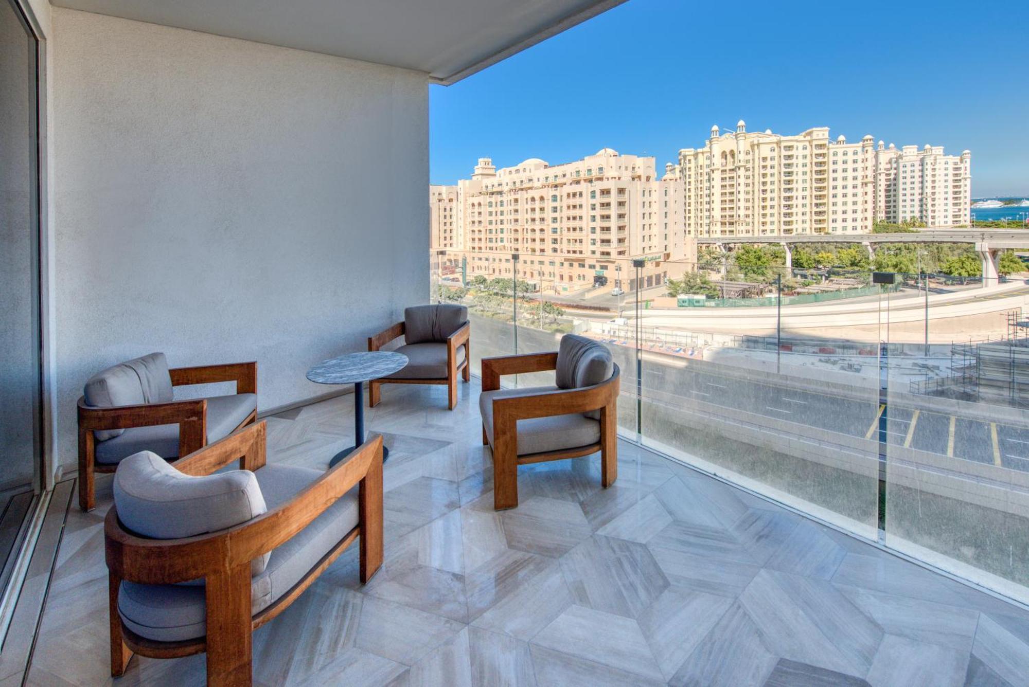 Five Palm Jumeirah Residences - Mint Stay Дубай Екстериор снимка