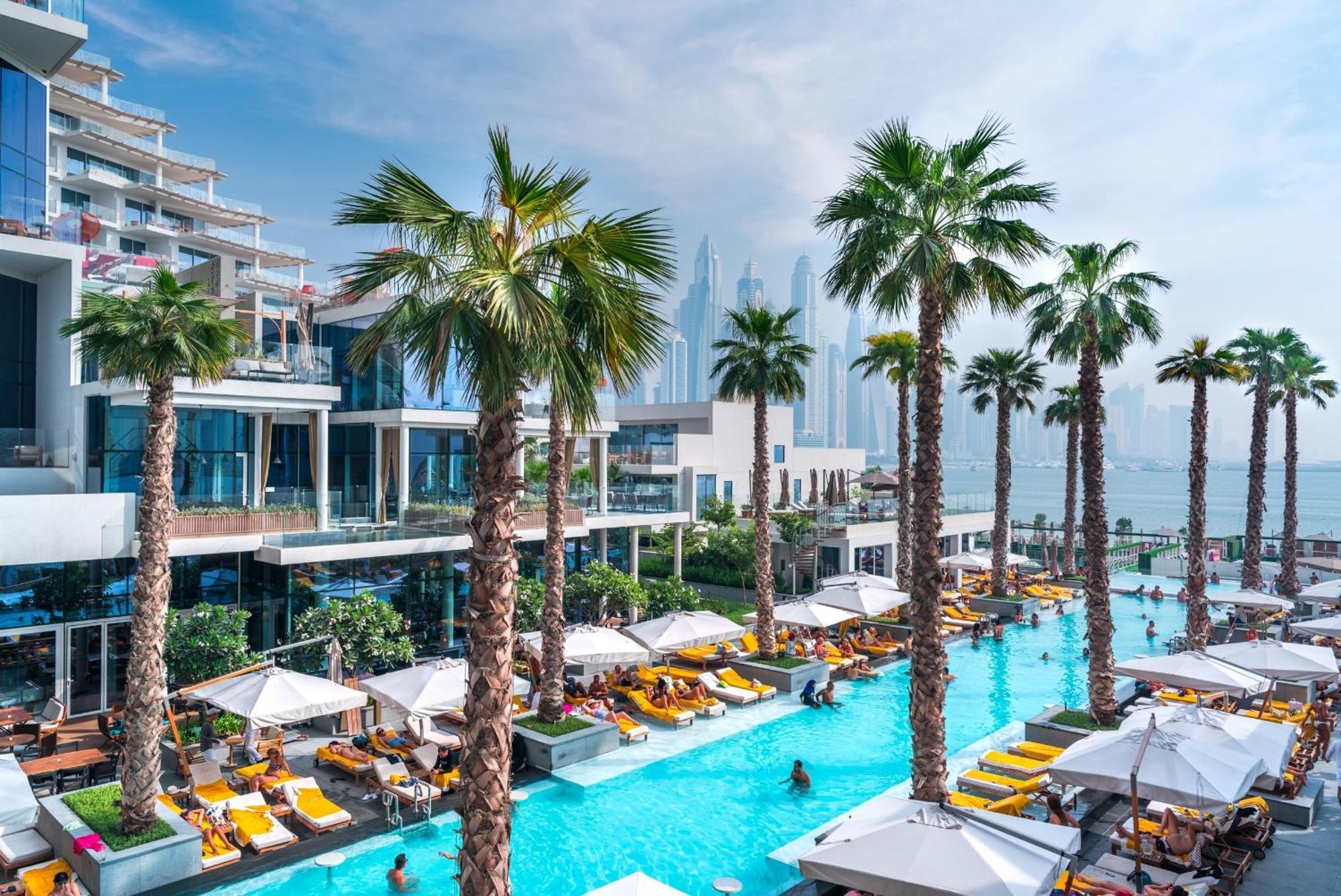 Five Palm Jumeirah Residences - Mint Stay Дубай Екстериор снимка