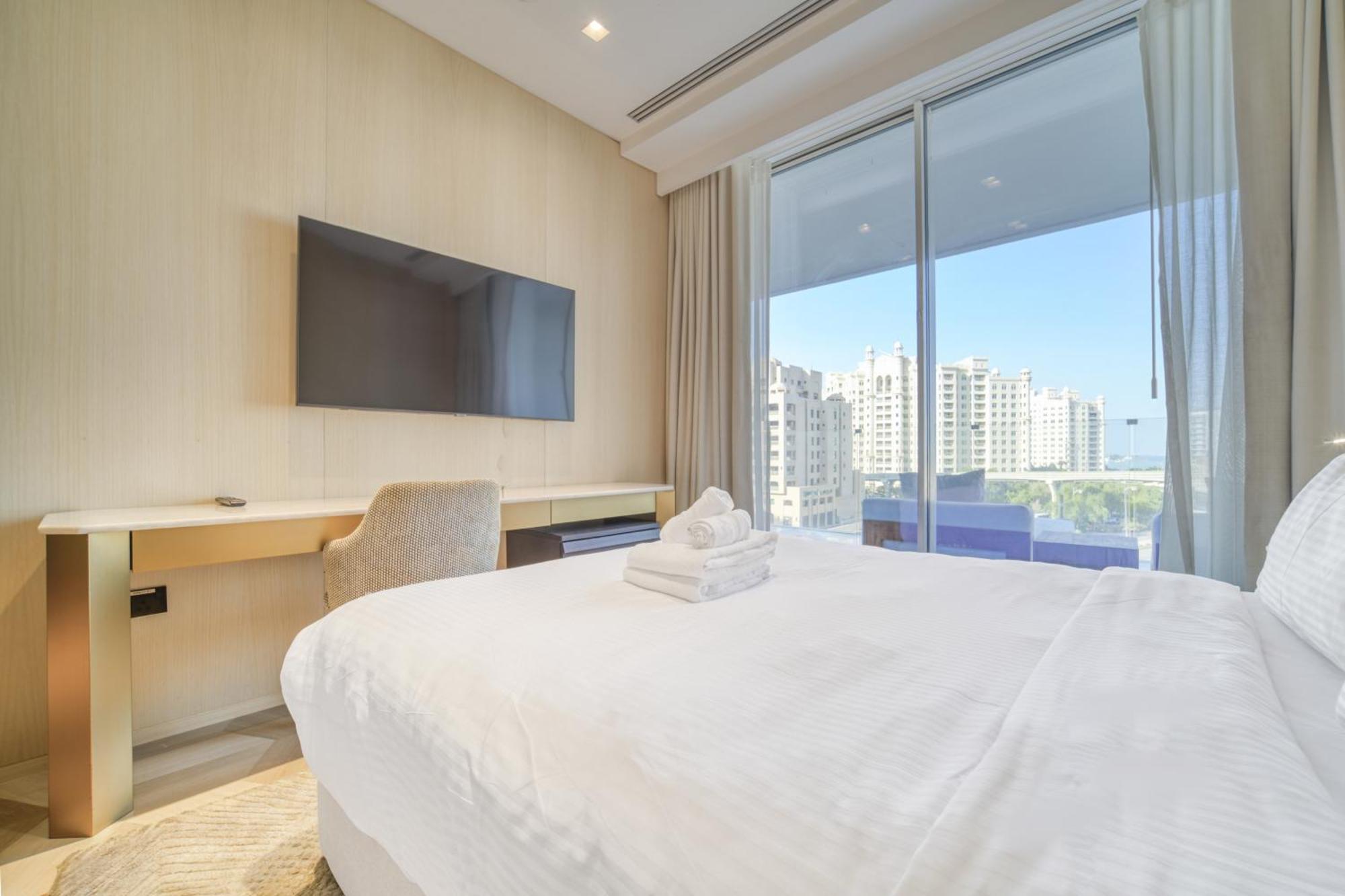 Five Palm Jumeirah Residences - Mint Stay Дубай Екстериор снимка