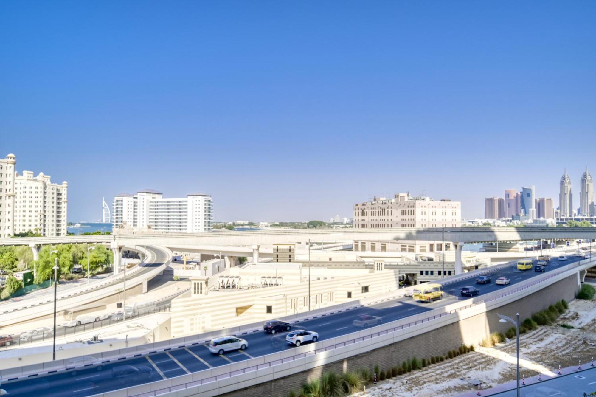 Five Palm Jumeirah Residences - Mint Stay Дубай Екстериор снимка